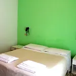 Отель Nella 2*